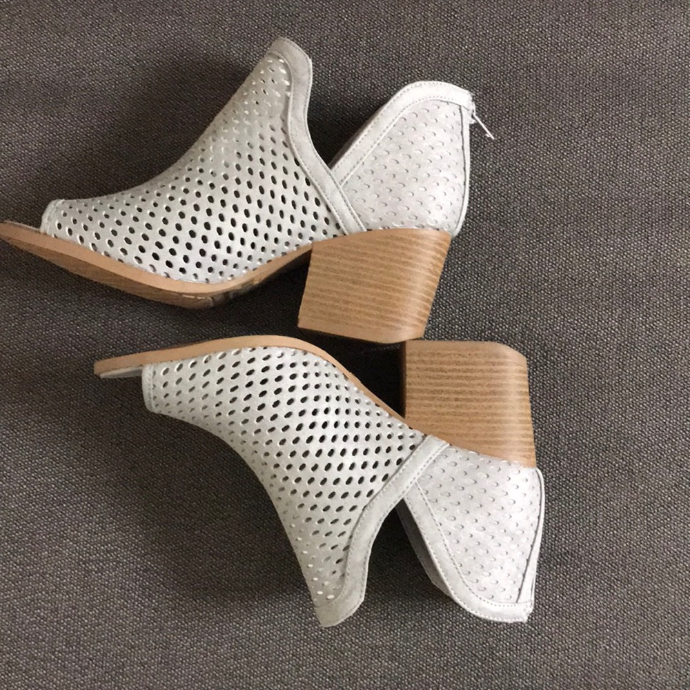 These are simply too big! So comfy and stylish!